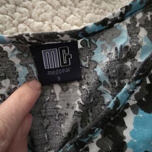 Medgear, Multicolor scrub top, size small